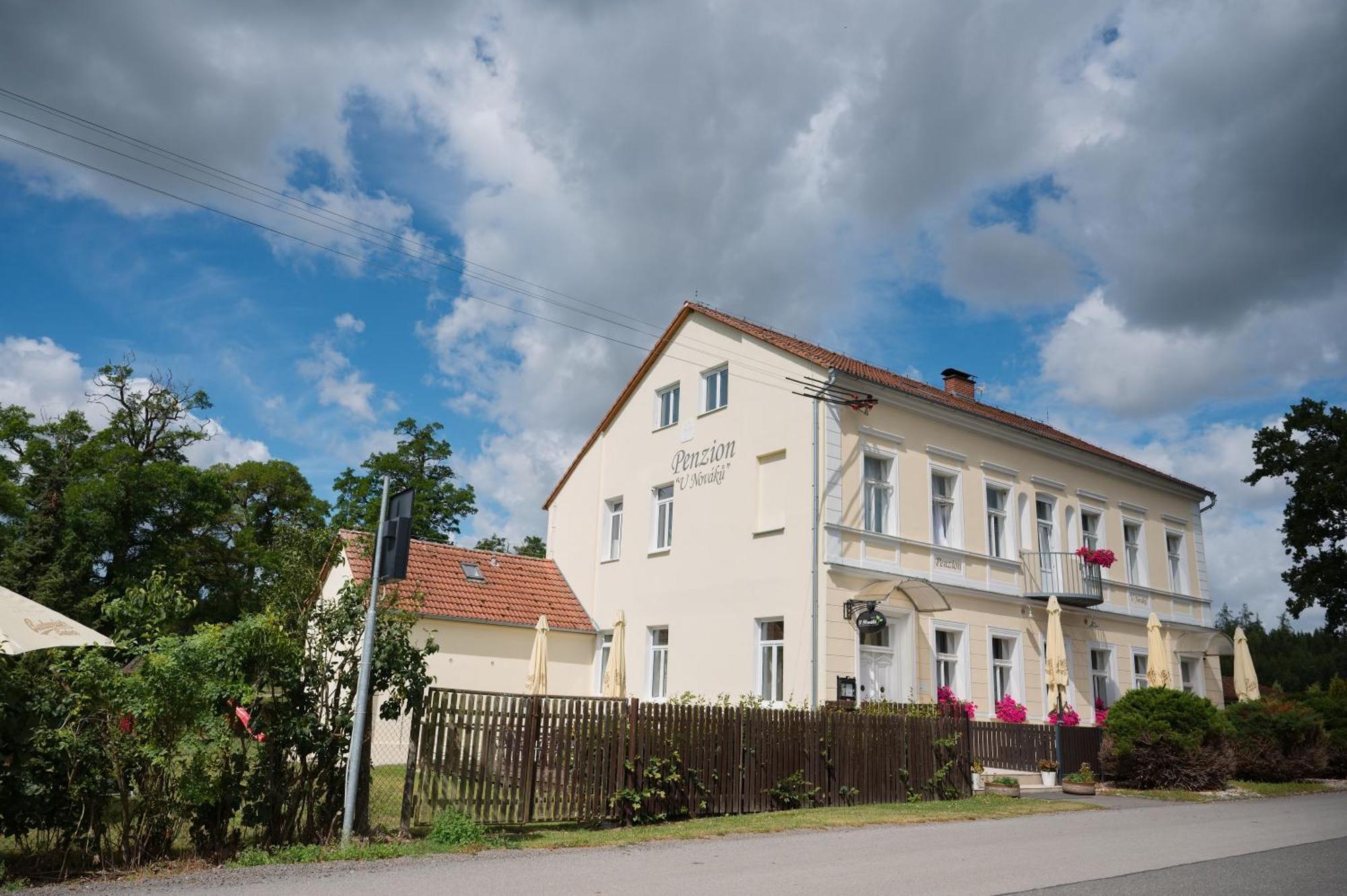 Penzion U Nováků Kožlí u Orlíka Kültér fotó